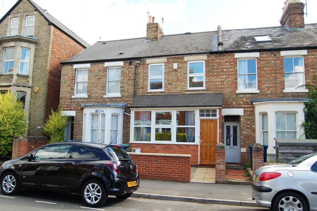 5 bed Detached for rent in Sandford-on-Thames. From North Oxford Property Service - Oxford 5 bed Detached for rent in Sandford-on-Thames. From North Oxford Property Service - Oxford