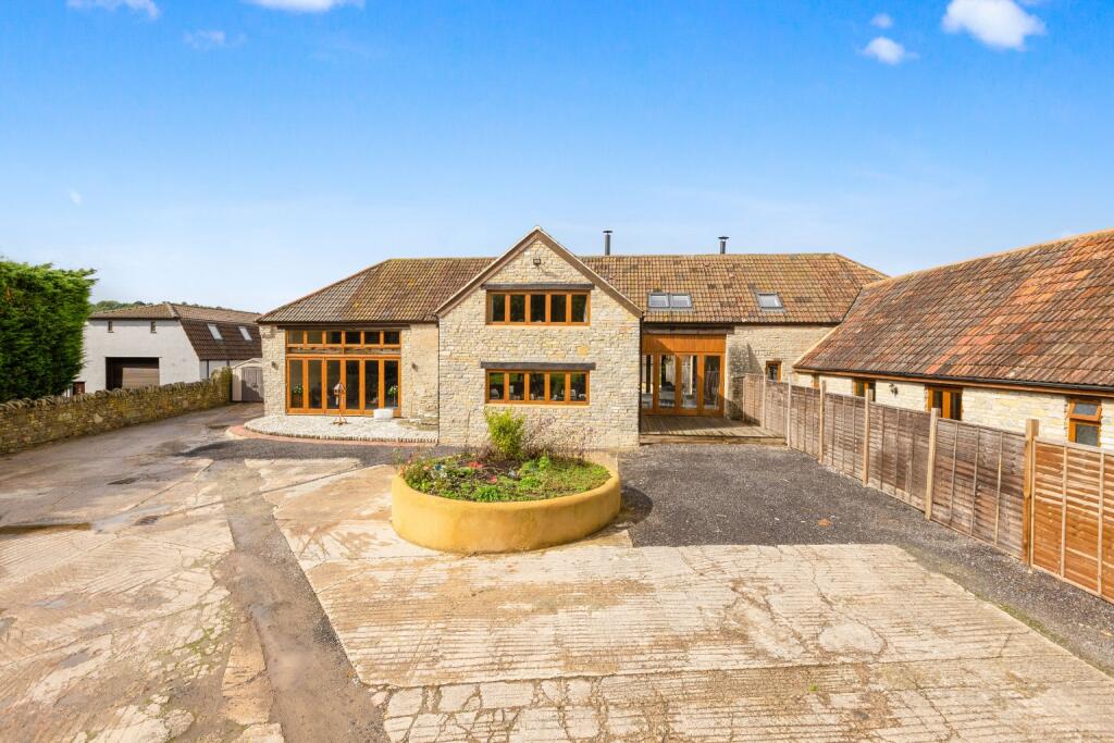 4 bed Detached for rent in Charlton Mackrell. From Allen Residential - Paulton