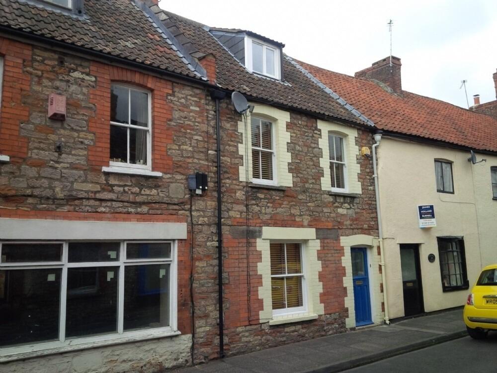 2 bed Mid Terraced House for rent in Wells. From Allen Residential - Paulton