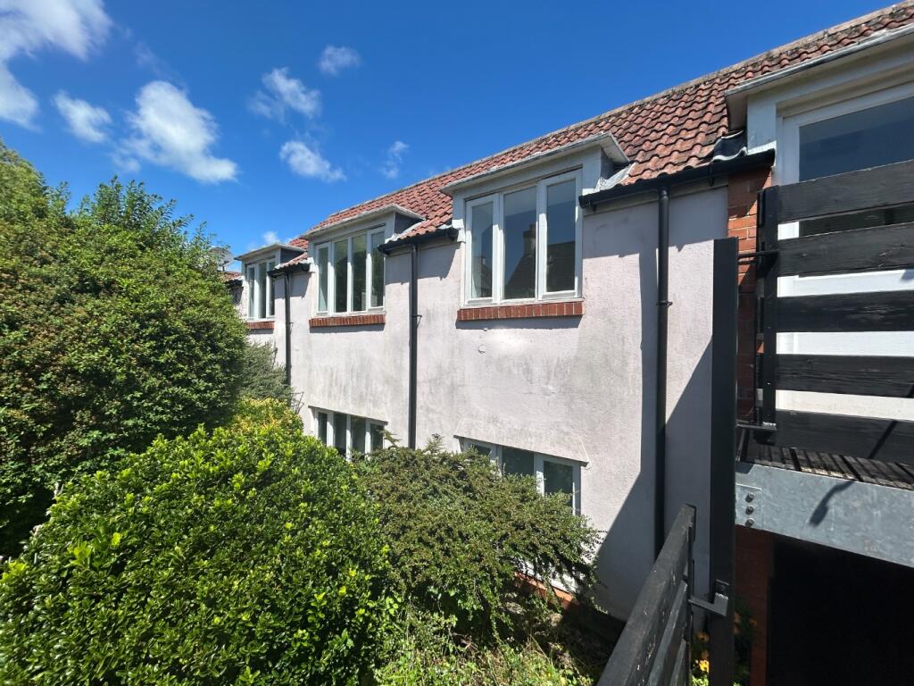 1 bed 1st Floor Flat for rent in Wells. From Allen Residential - Paulton 1 bed 1st Floor Flat for rent in Wells. From Allen Residential - Paulton