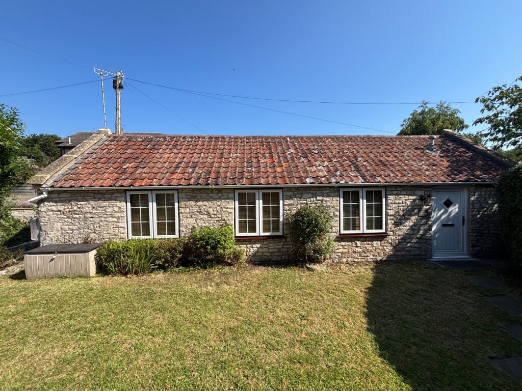 1 bed Bungalow for rent in Farmborough. From Allen Residential - Paulton 1 bed Bungalow for rent in Farmborough. From Allen Residential - Paulton