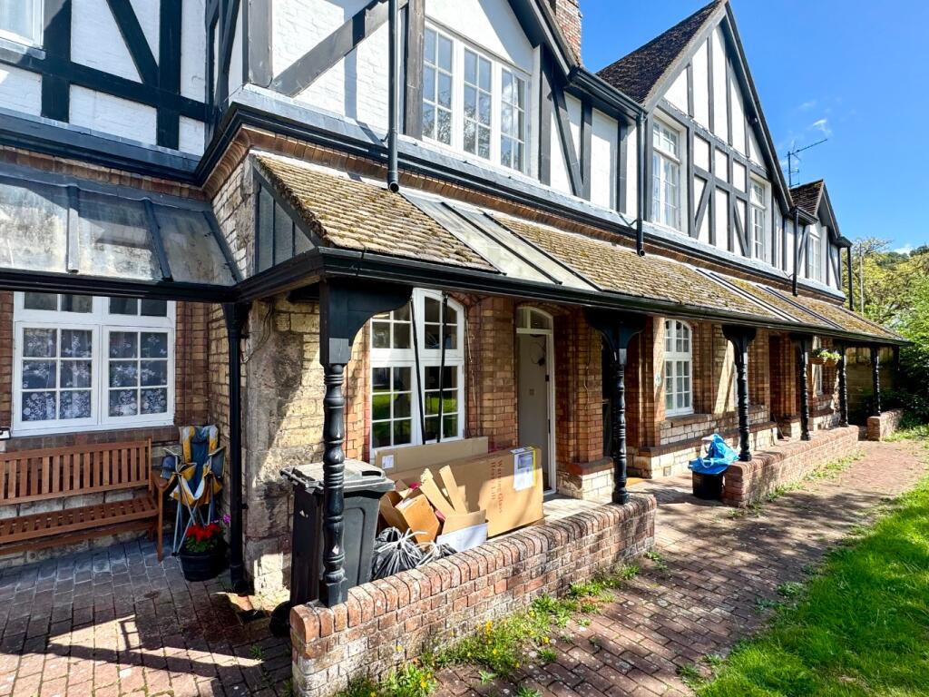 1 bed Mid Terraced House for rent in Midsomer Norton. From Allen Residential - Paulton