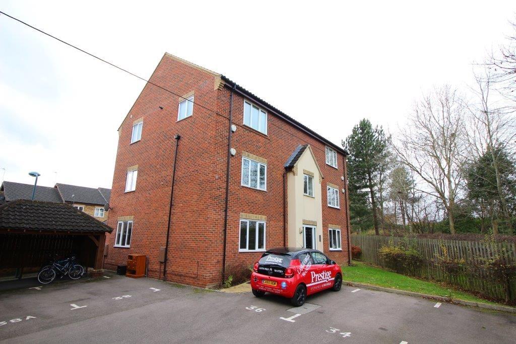 2 bed Duplex for rent in Whaddon. From Prestige Estates - Milton Keynes