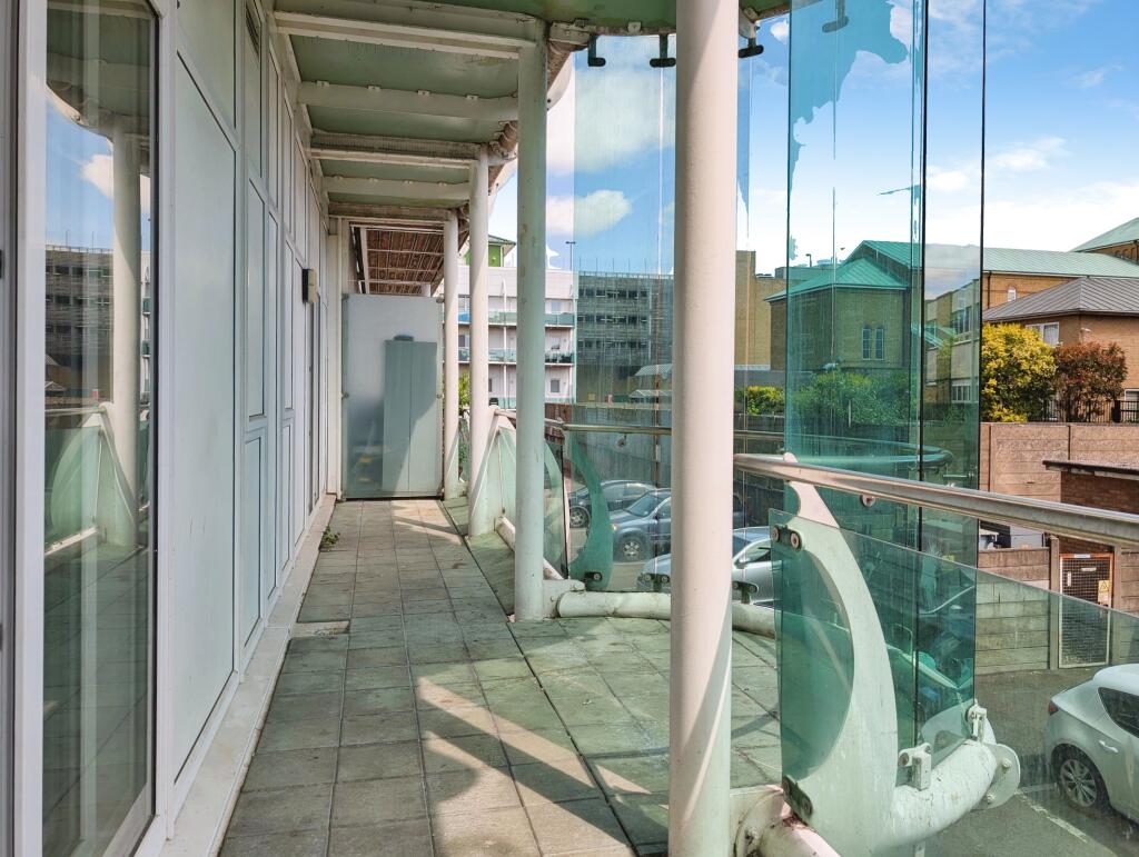 1 bed 1st Floor Flat for rent in Crews Hill. From Belvoir - Enfield 1 bed 1st Floor Flat for rent in Crews Hill. From Belvoir - Enfield