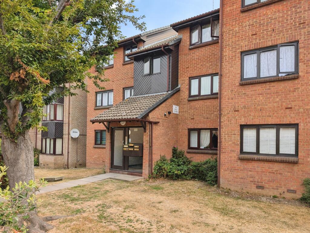 2 bed 1st Floor Flat for rent in Edmonton. From Belvoir - Enfield