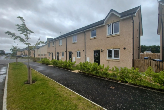 2 bed Mid Terraced House for rent in Bilston. From Lowther Homes - Scotland