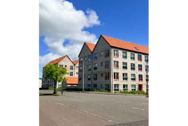 2 bed House (unspecified) for rent in Bishopbriggs. From Lowther Homes - Scotland
