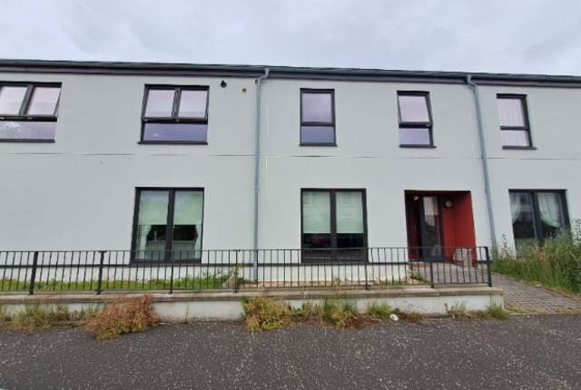 2 bed Mid Terraced House for rent in Renfrew. From Lowther Homes - Scotland 2 bed Mid Terraced House for rent in Renfrew. From Lowther Homes - Scotland