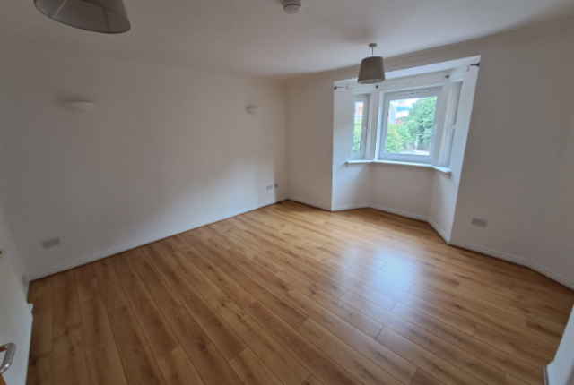 2 bed 1st Floor Flat for rent in Glasgow. From Lowther Homes - Scotland