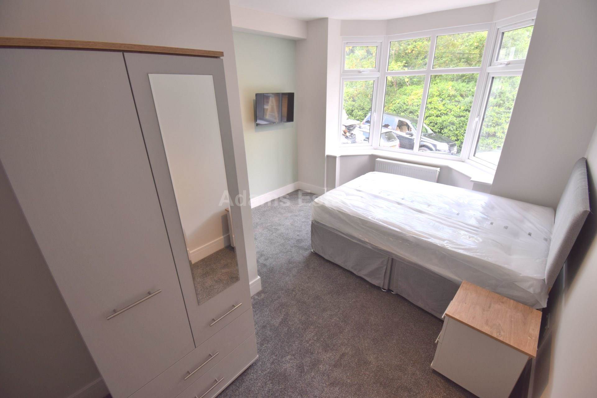 1 bed House Share for rent in Reading. From Student Holmes - University Office 1 bed House Share for rent in Reading. From Student Holmes - University Office
