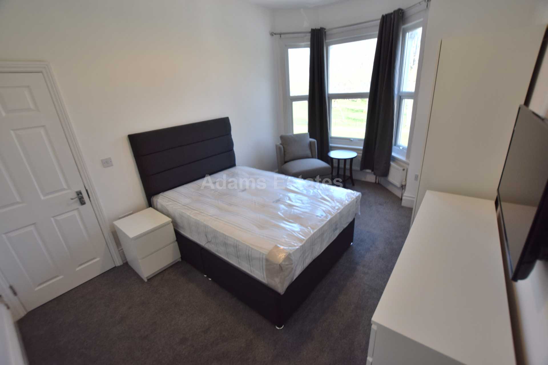 1 bed House Share for rent in Reading. From Student Holmes - University Office