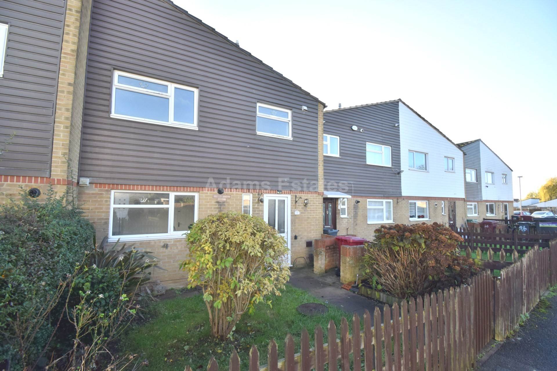 3 bed Semi Detached for rent in Shinfield. From Student Holmes - University Office