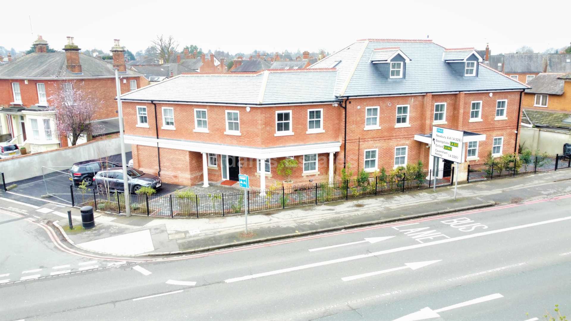 1 bed 1st Floor Flat for rent in Reading. From Student Holmes - University Office