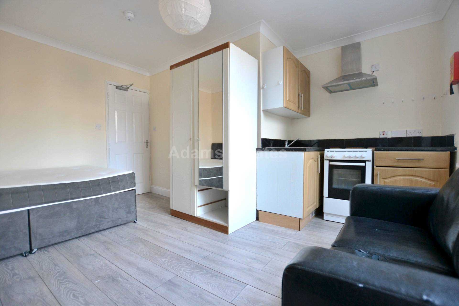 1 bed Studio for rent in Reading. From Student Holmes - University Office
