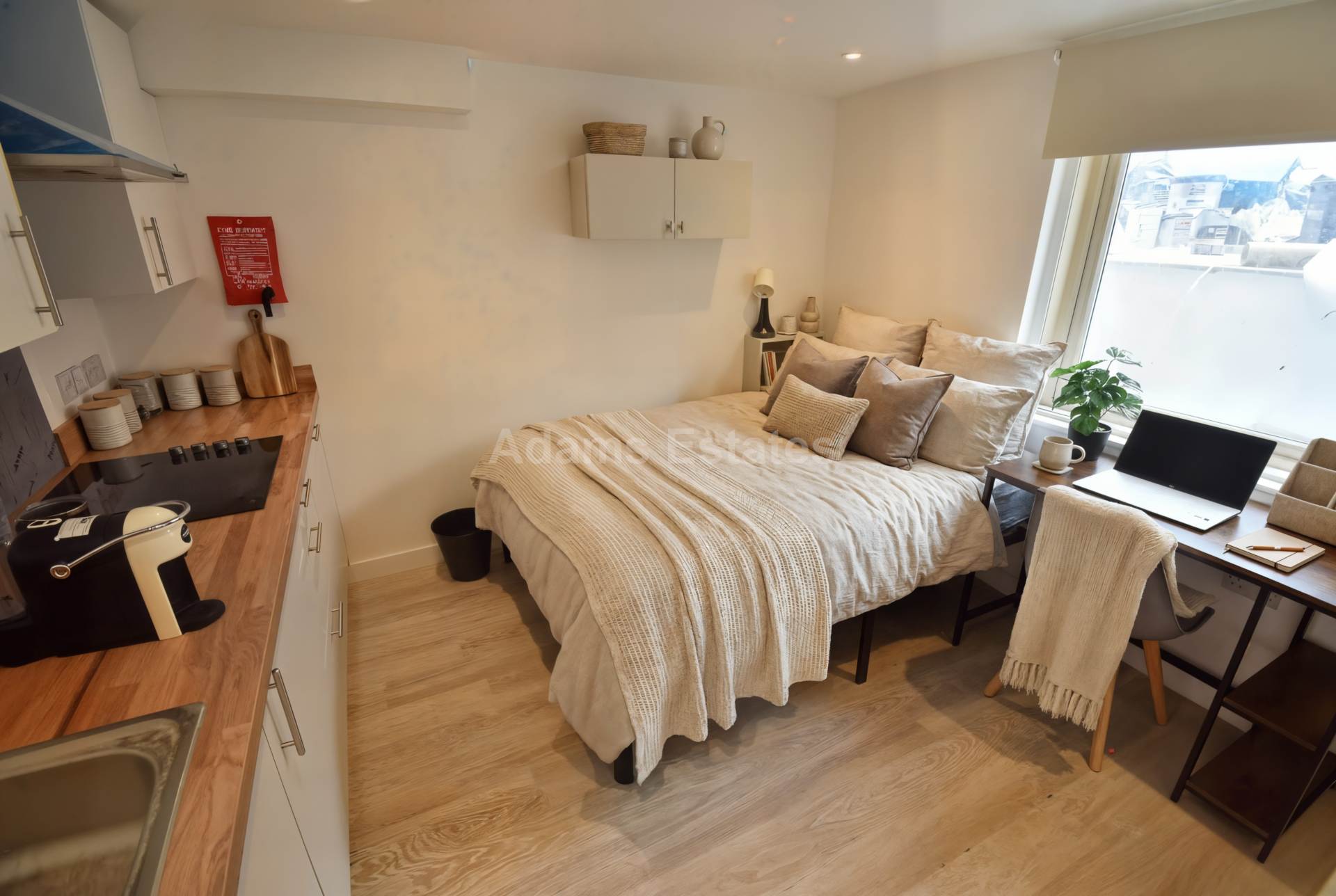 1 bed Studio for rent in Reading. From Student Holmes - University Office 1 bed Studio for rent in Reading. From Student Holmes - University Office