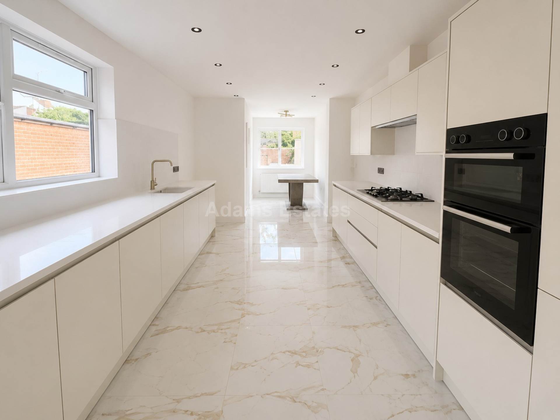 6 bed Semi Detached for rent in Reading. From Student Holmes - University Office
