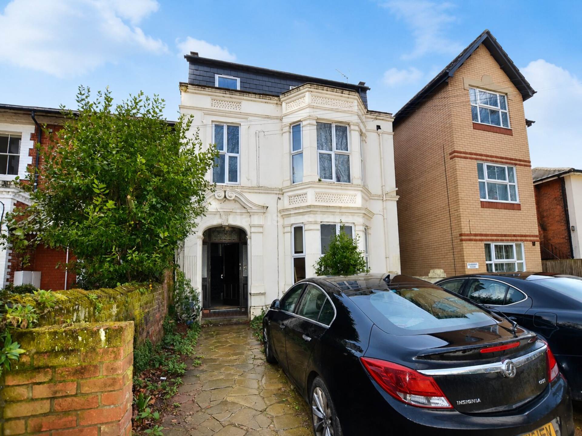 1 bed 1st Floor Flat for rent in Reading. From Student Holmes - University Office 1 bed 1st Floor Flat for rent in Reading. From Student Holmes - University Office