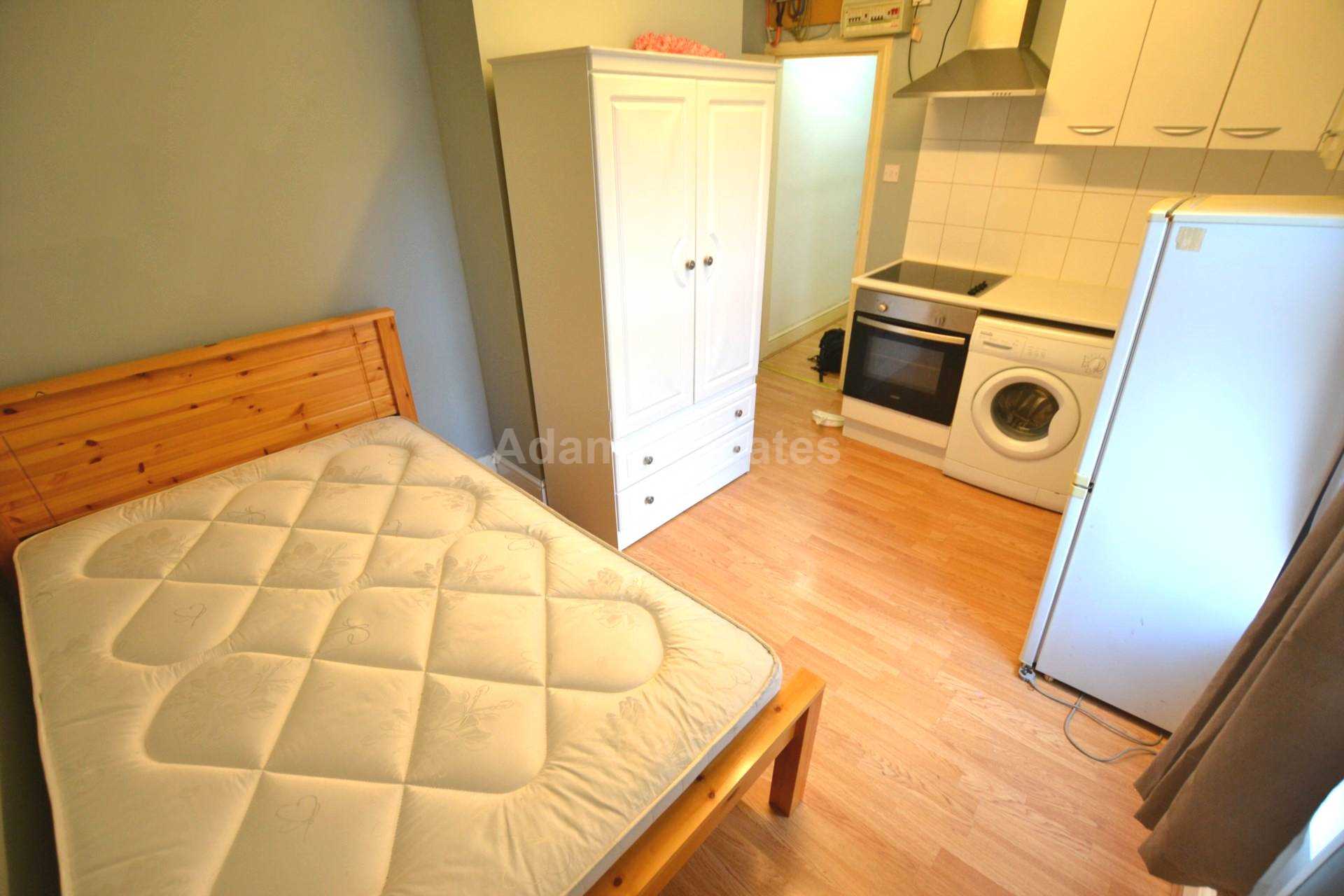 1 bed Studio for rent in Reading. From Student Holmes - University Office