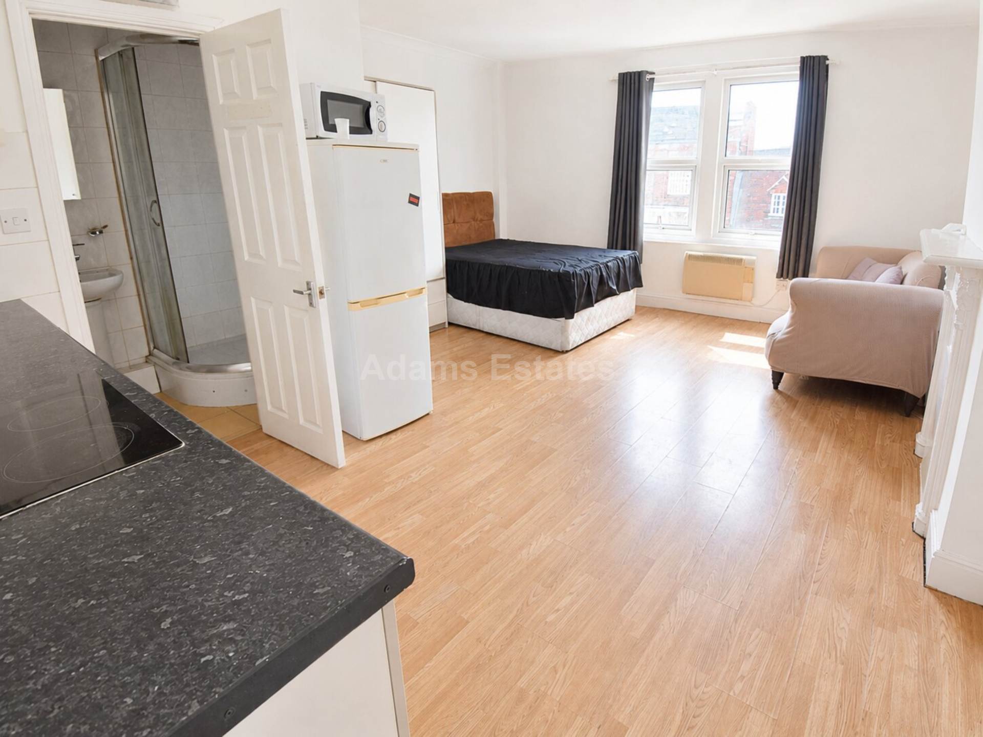 1 bed Studio for rent in Reading. From Student Holmes - University Office