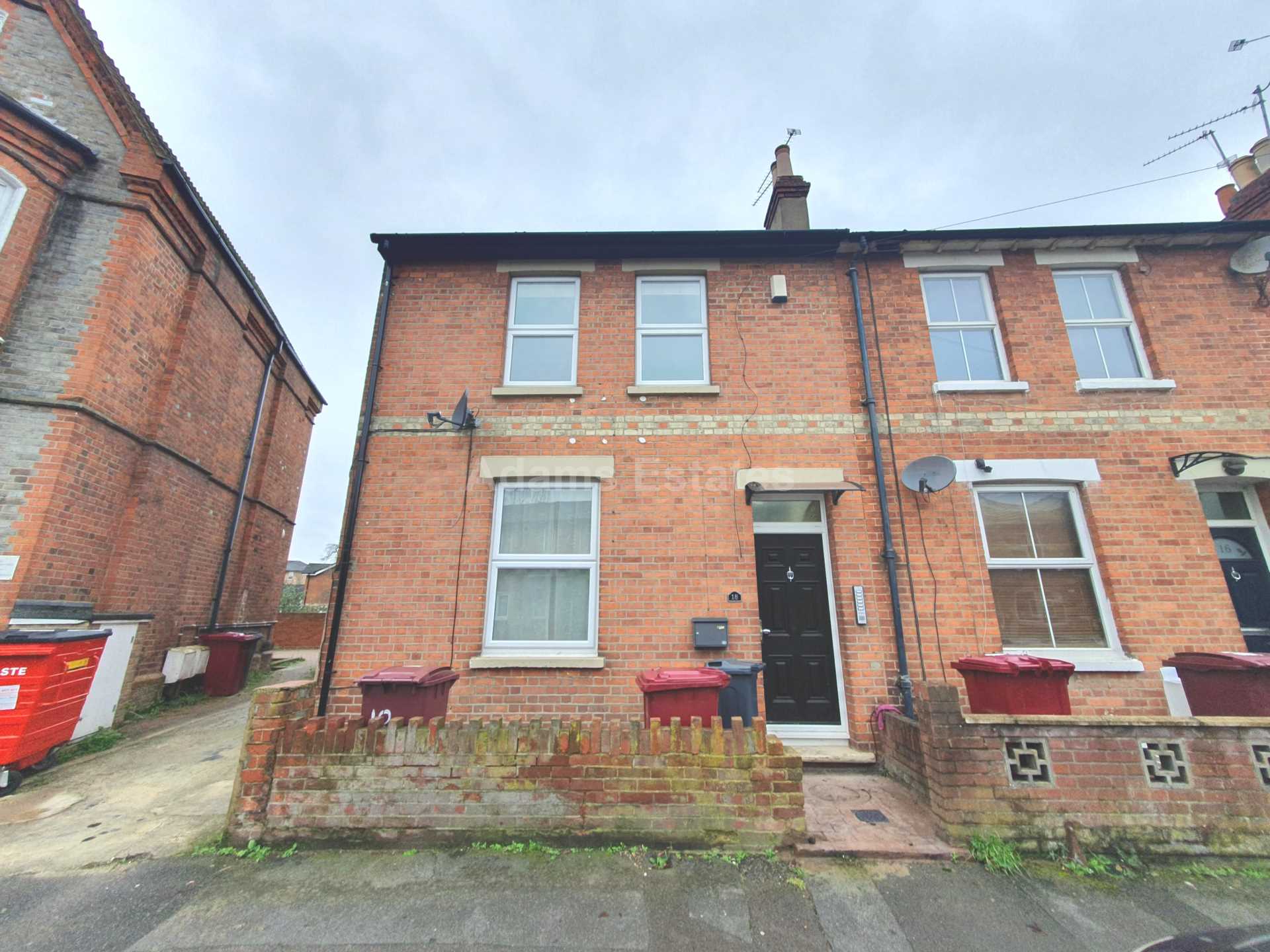 1 bed House Share for rent in Reading. From Student Holmes - University Office