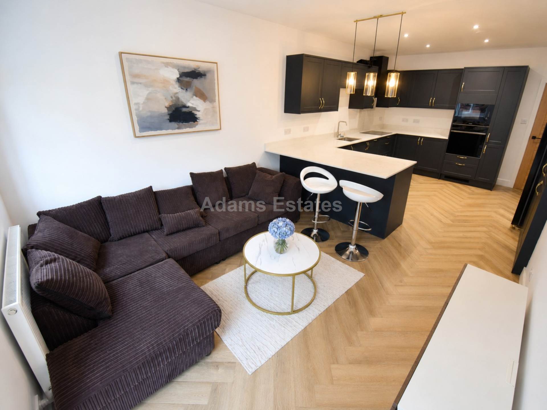 5 bed Mid Terraced House for rent in Reading. From Student Holmes - University Office