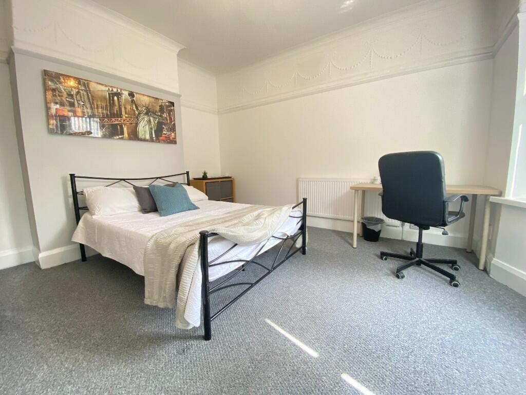 3 bed Semi Detached for rent in Netherton. From Student Haven - Huddersfield