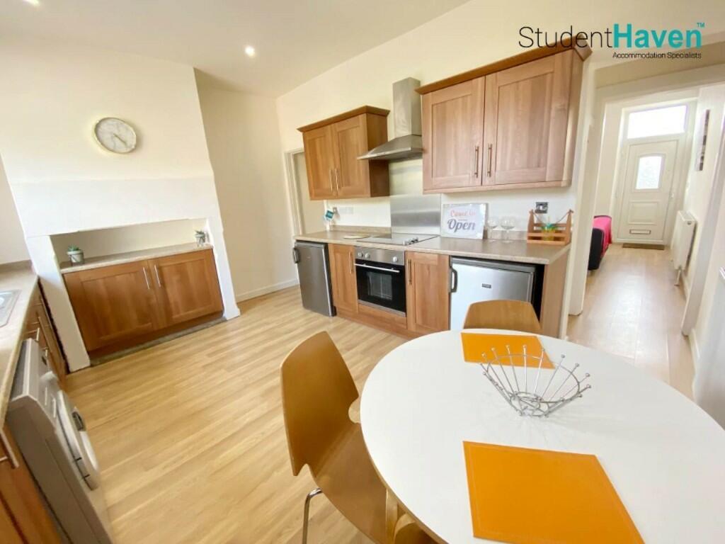 3 bed Mid Terraced House for rent in Kirkheaton. From Student Haven - Huddersfield 3 bed Mid Terraced House for rent in Kirkheaton. From Student Haven - Huddersfield