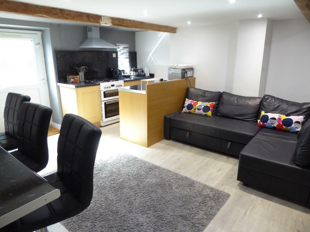 3 bed Mid Terraced House for rent in Kirkheaton. From Student Haven - Huddersfield