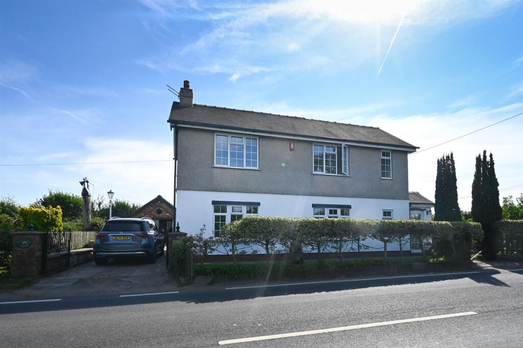 3 bed Detached for rent in Astbury. From Chris Hamriding Lettings & Estates - Congleton