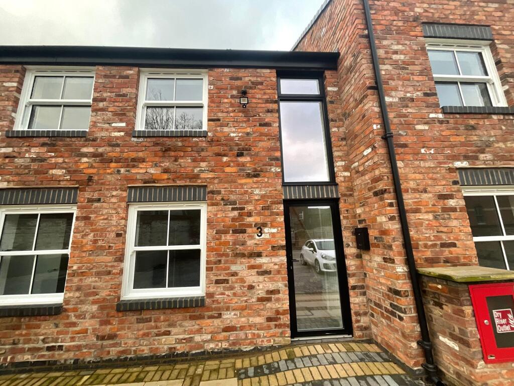 3 bed Apartment for rent in Sandbach. From Chris Hamriding Lettings & Estates - Congleton 3 bed Apartment for rent in Sandbach. From Chris Hamriding Lettings & Estates - Congleton