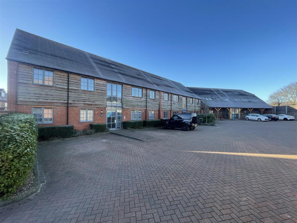 2 bed 1st Floor Flat for rent in Lytchett Minster. From Abbey Estates - Bournemouth