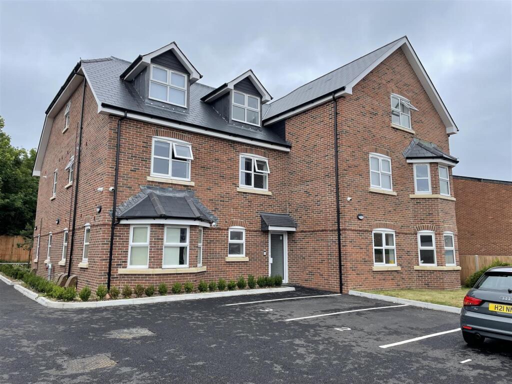 2 bed 1st Floor Flat for rent in Poole. From Abbey Estates - Bournemouth 2 bed 1st Floor Flat for rent in Poole. From Abbey Estates - Bournemouth