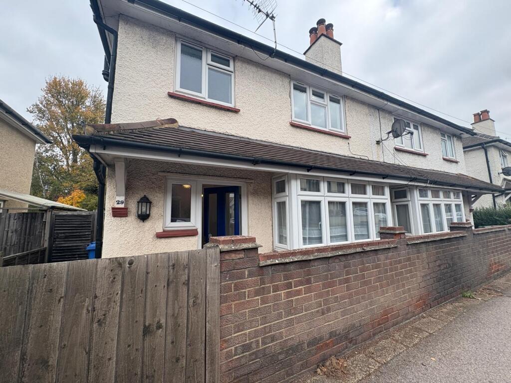 3 bed Semi Detached for rent in Farnborough. From Belvoir - Aldershot