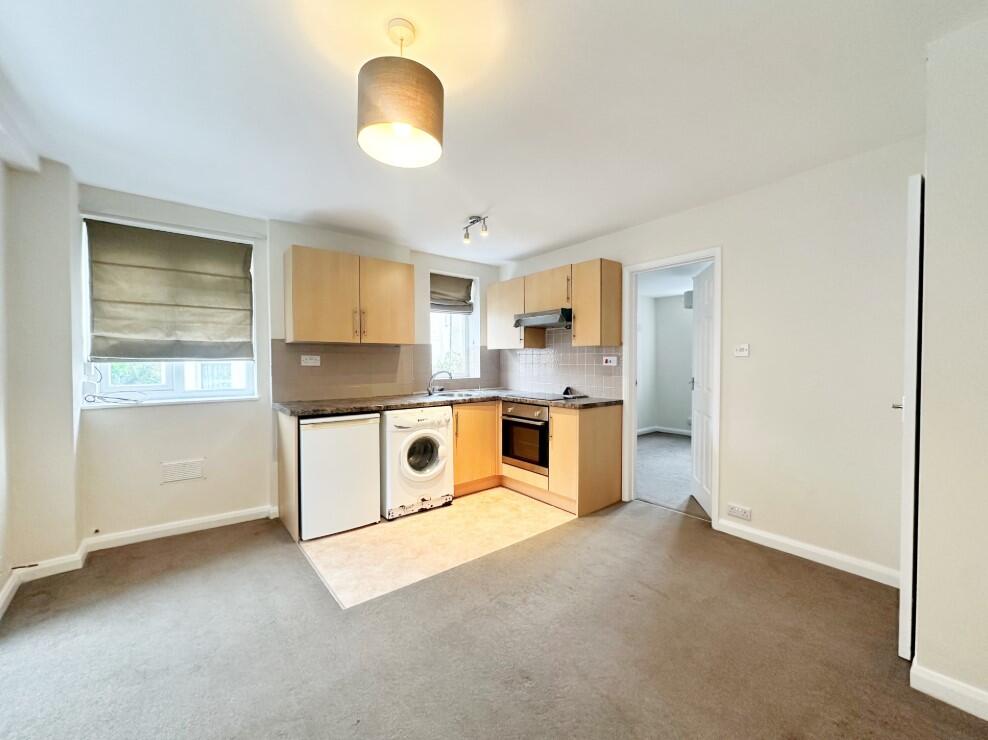 1 bed House (unspecified) for rent in Aldershot. From Belvoir - Aldershot