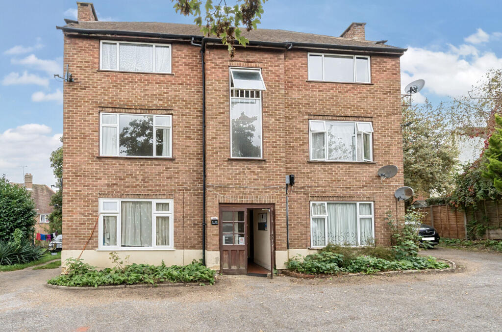 1 bed 1st Floor Flat for rent in Aldershot. From Belvoir - Aldershot