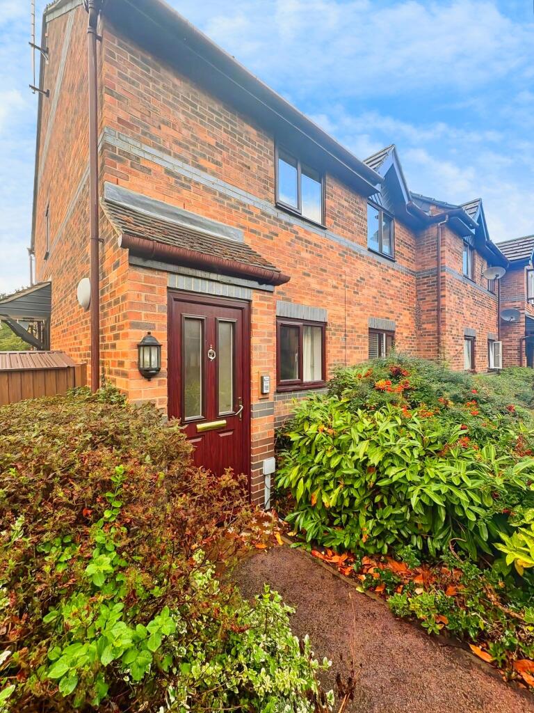 2 bed Annexe for rent in Ash Green. From Belvoir - Aldershot 2 bed Annexe for rent in Ash Green. From Belvoir - Aldershot