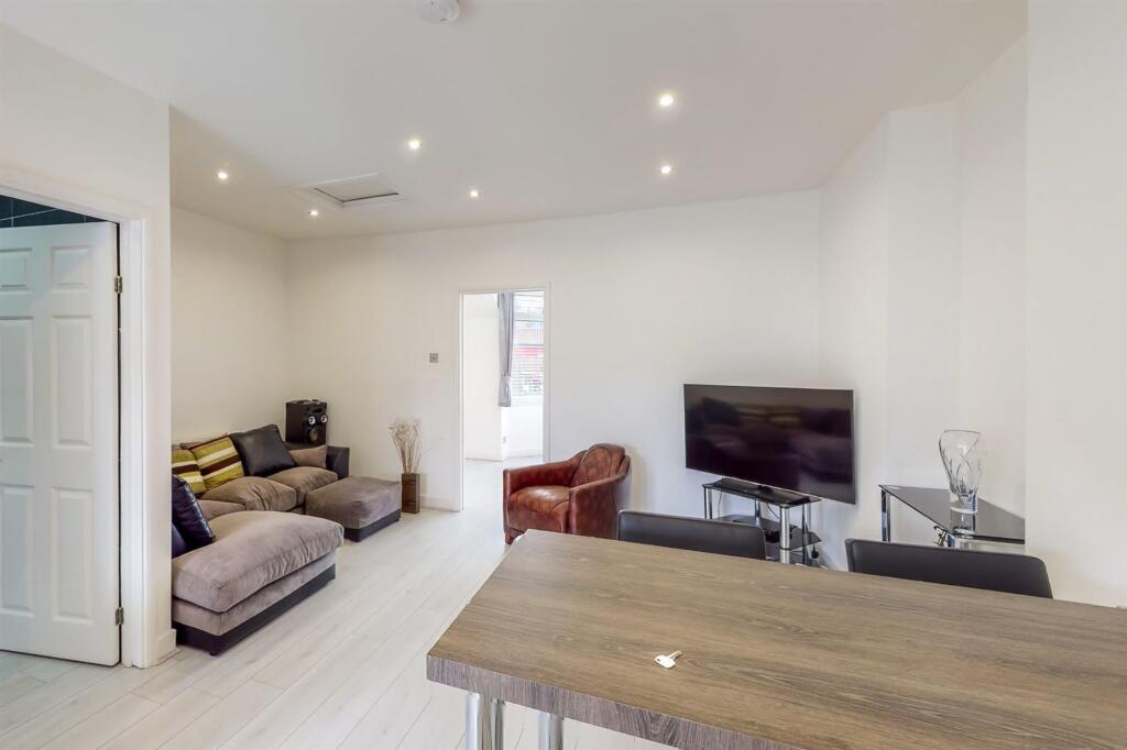 1 bed Apartment for rent in Coventry. From Coopers - Coventry