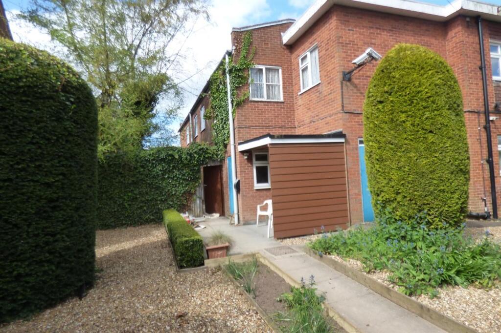3 bed Apartment for rent in Coventry. From Coopers - Coventry