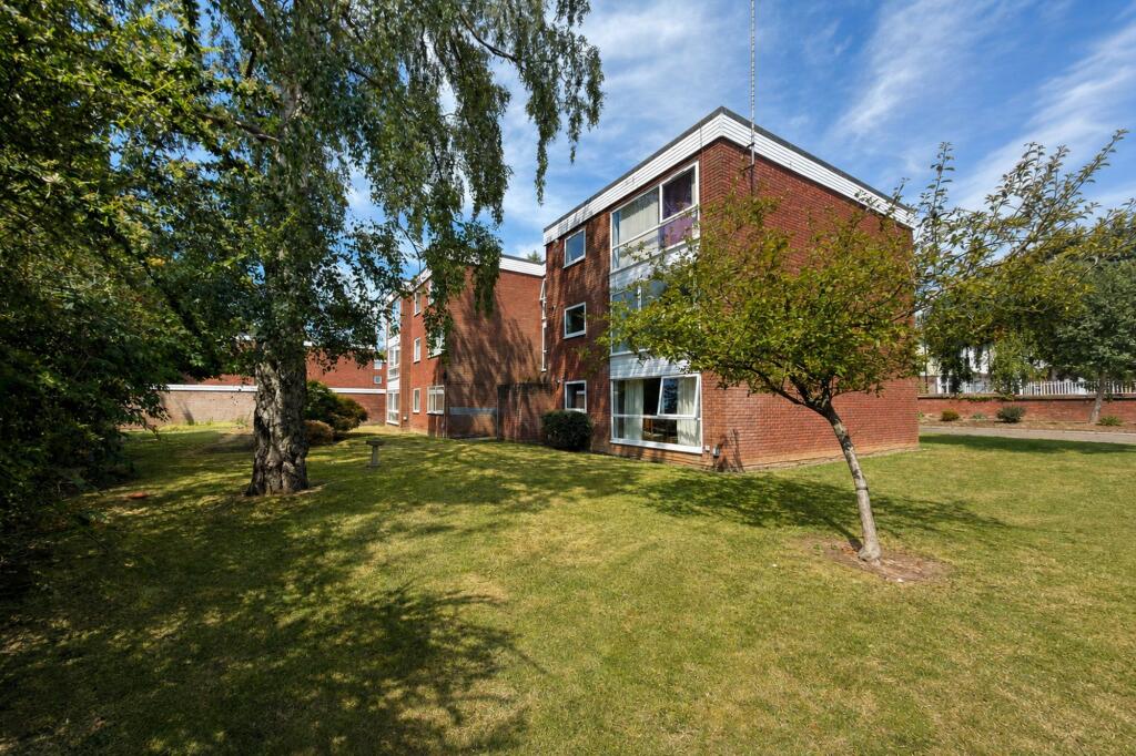 2 bed Apartment for rent in Coventry. From Coopers - Coventry