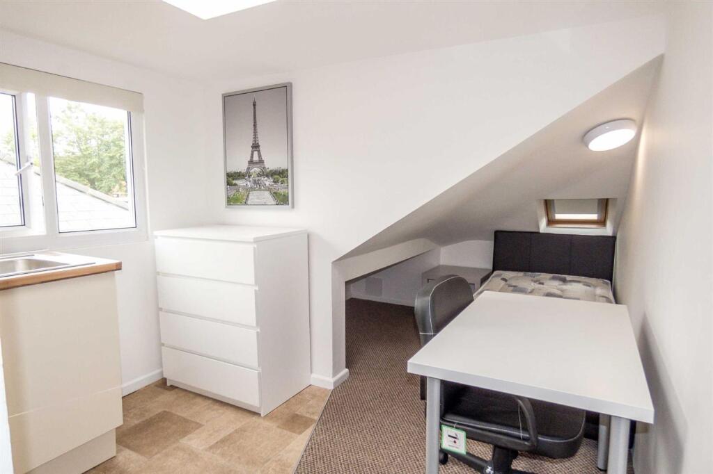 4 bed Studio for rent in Coventry. From Coopers - Coventry