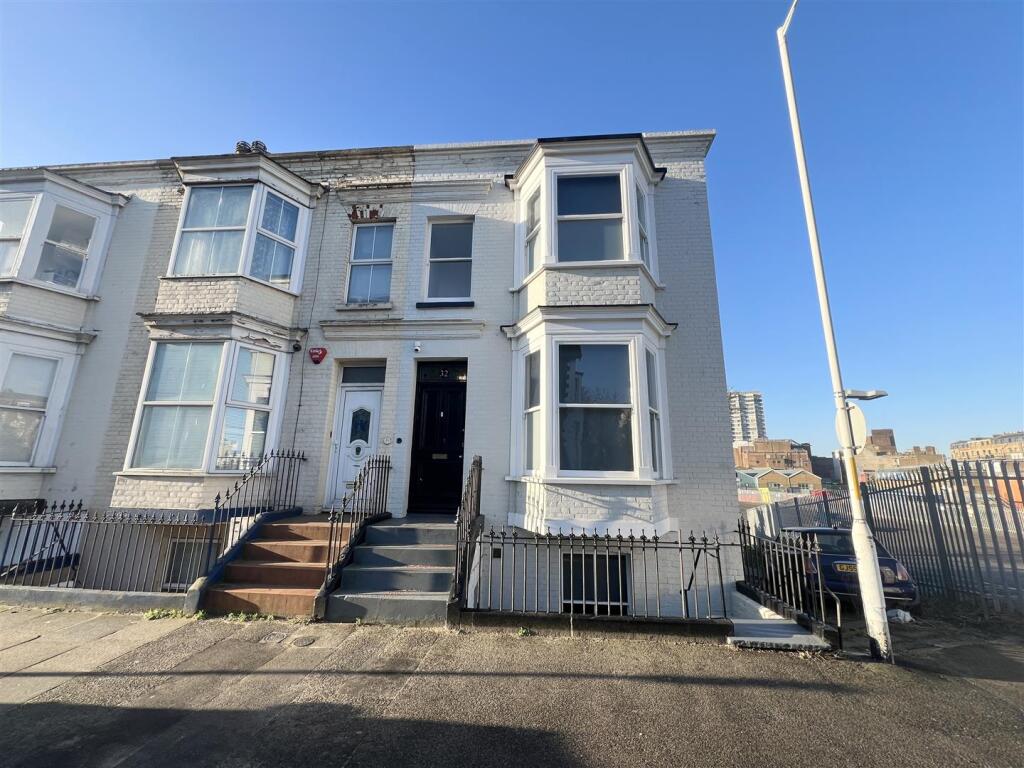 1 bed House Share for rent in Margate. From Lovetts Property Services - Cliftonville
