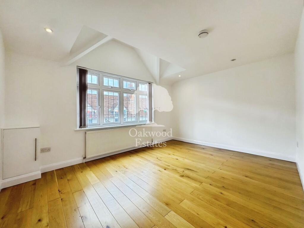 2 bed Duplex for rent in Hitchambury. From Oakwood Estates - Burnham 2 bed Duplex for rent in Hitchambury. From Oakwood Estates - Burnham