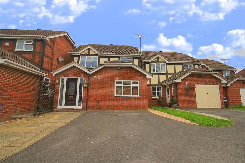 4 bed Detached for rent in Eton. From Oakwood Estates - Datchet
