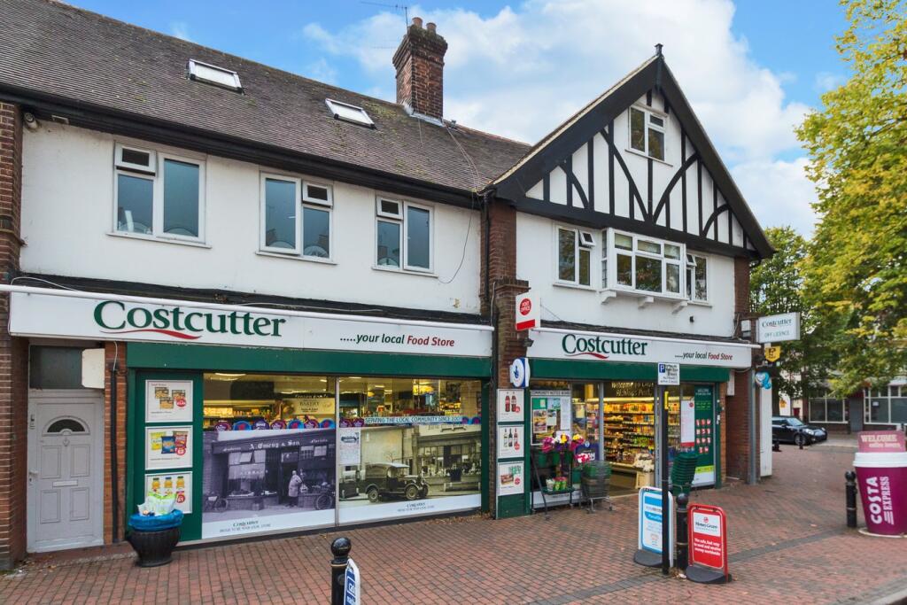 2 bed Apartment for rent in Richings Park. From Oakwood Estates - Iver