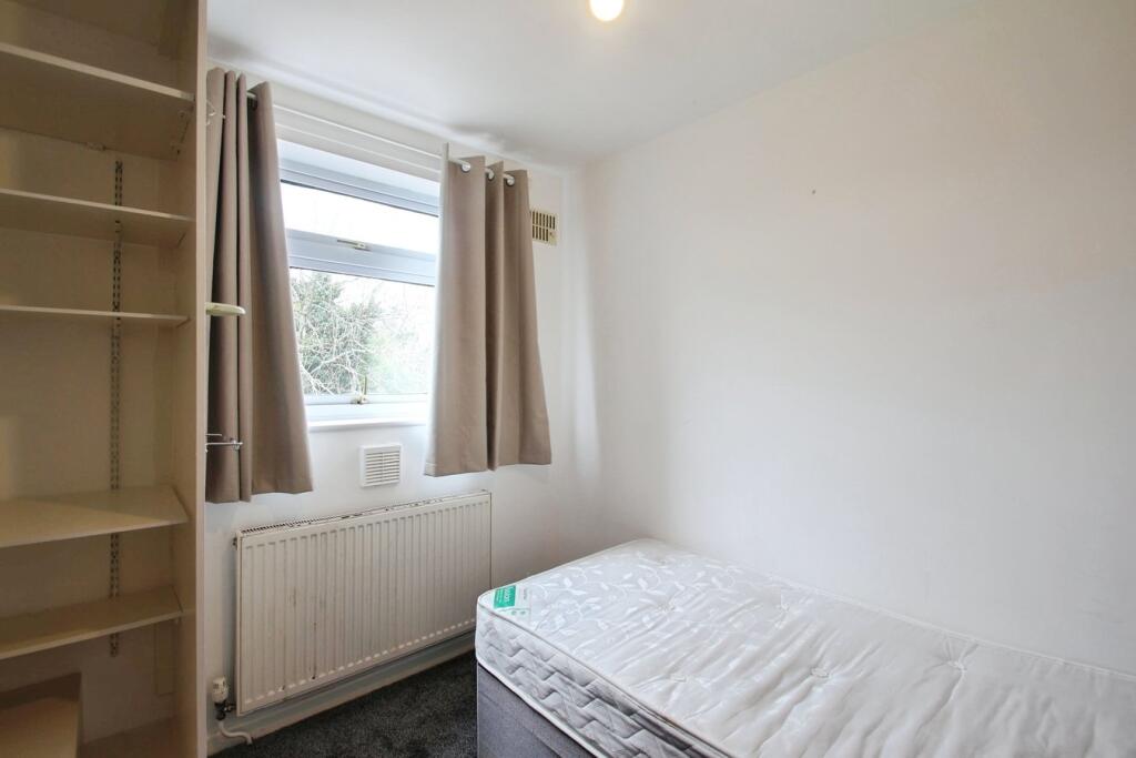 1 bed HMO for rent in Iver. From Oakwood Estates - Iver