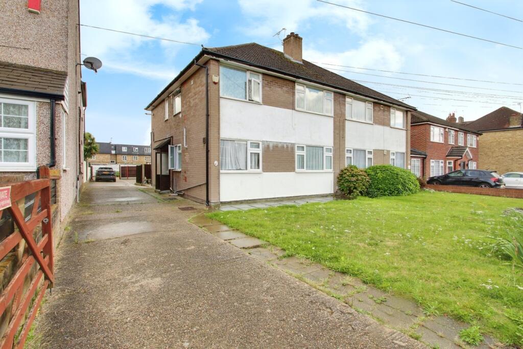 2 bed Annexe for rent in Yiewsley. From Oakwood Estates - Iver