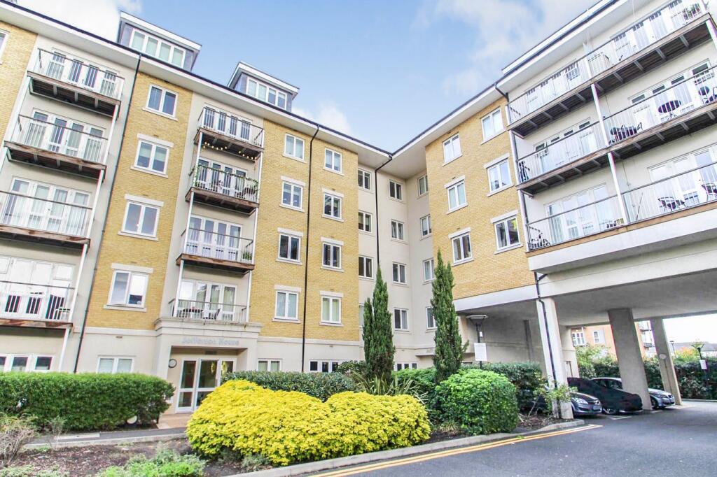 2 bed Apartment for rent in West Drayton. From Oakwood Estates - Iver