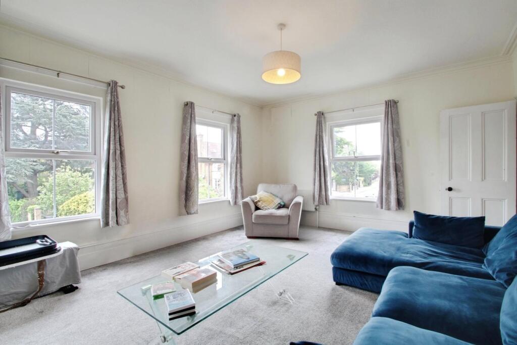1 bed Apartment for rent in Iver. From Oakwood Estates - Iver 1 bed Apartment for rent in Iver. From Oakwood Estates - Iver