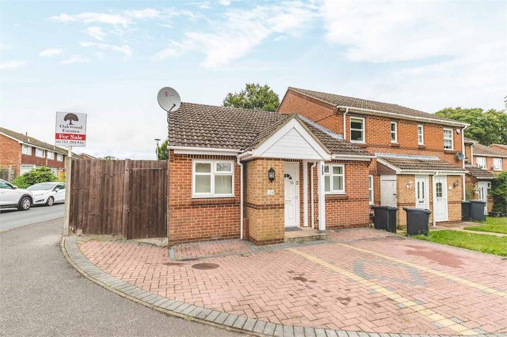 3 bed Semi-detached bungalow for rent in Iver. From Oakwood Estates - Iver 3 bed Semi-detached bungalow for rent in Iver. From Oakwood Estates - Iver