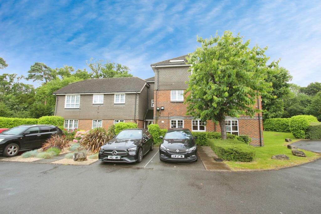 2 bed Apartment for rent in Uxbridge. From Oakwood Estates - Iver 2 bed Apartment for rent in Uxbridge. From Oakwood Estates - Iver